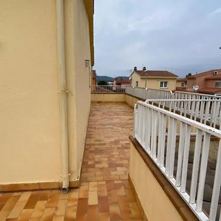 Villa Melian Vila *